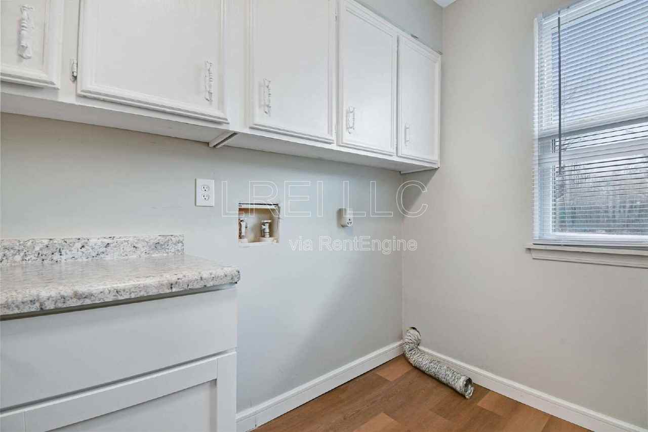 929 Camden Ave - Photo 7 of 13