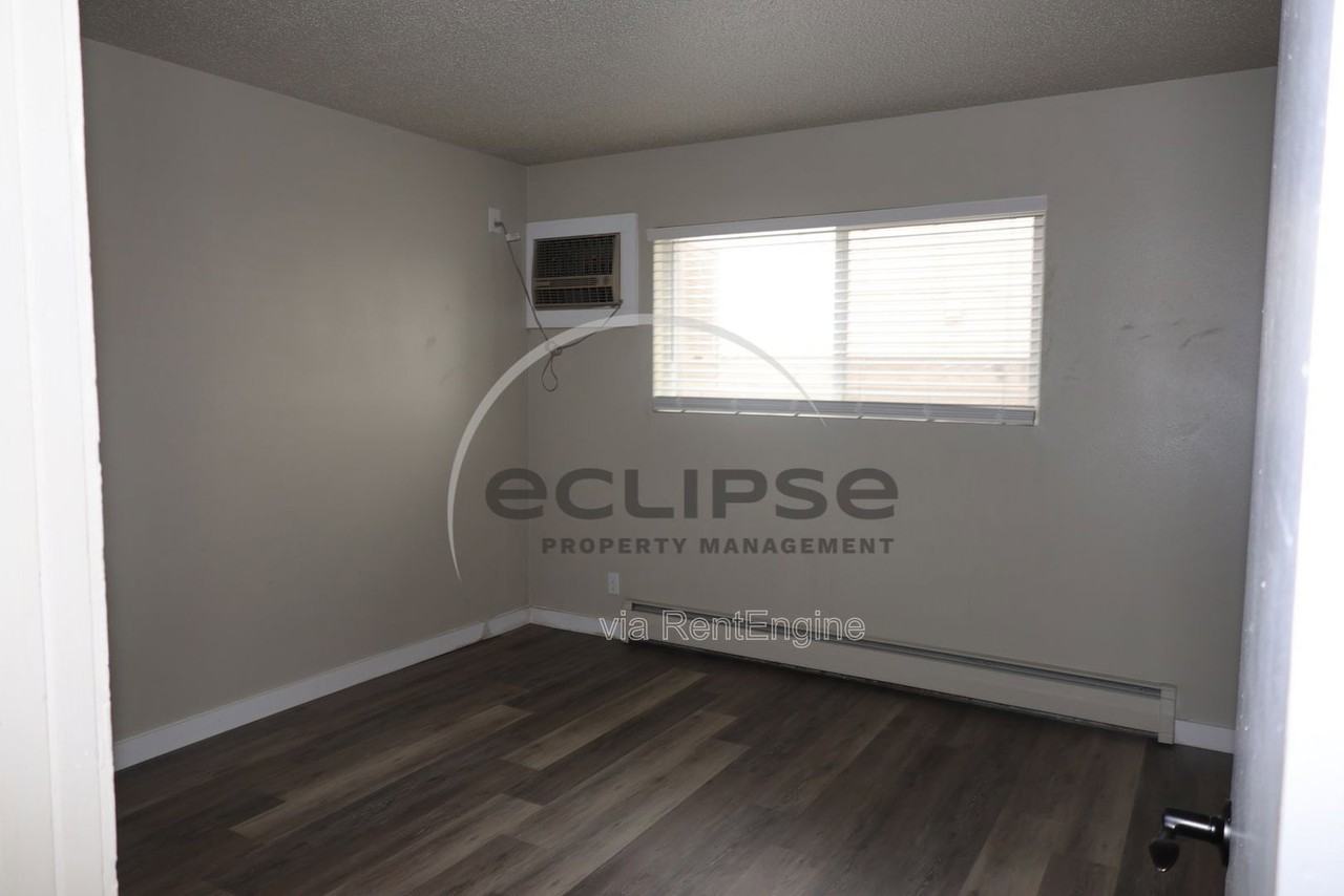 450 Chipeta Ave #06 - Photo 5 of 10