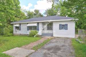 featured image of 3495 Charleston Cir