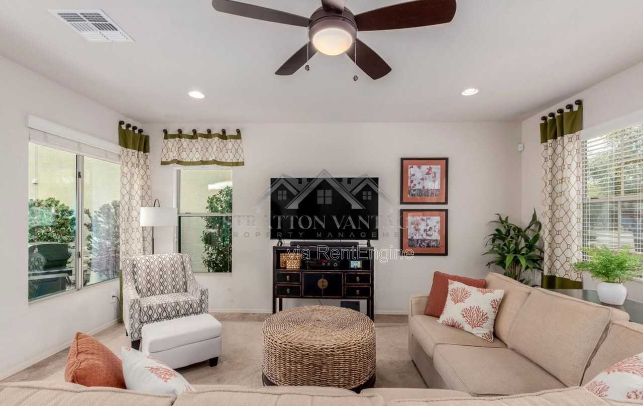 4467 E Remington Dr - Photo 2 of 45