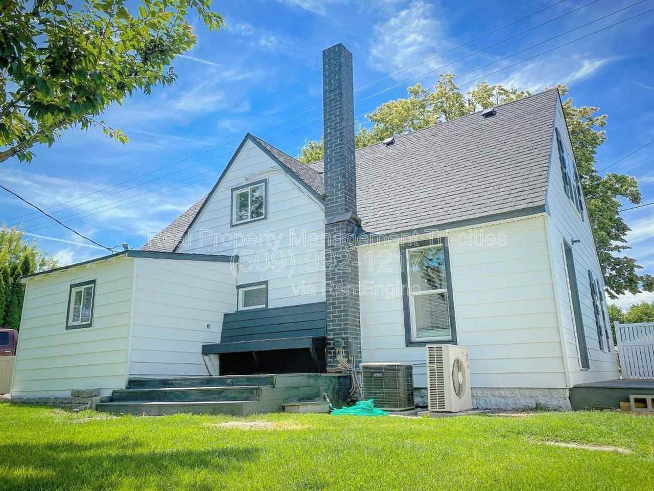 717 S Union St - Photo 3 of 15