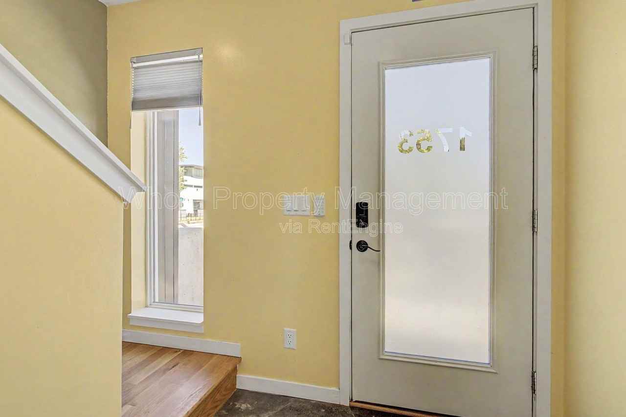 1753 Julian St - Photo 4 of 28