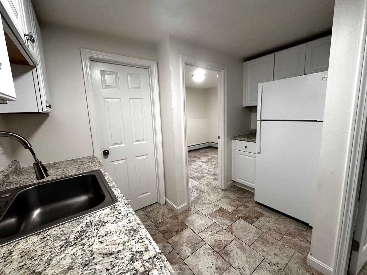 9 Emerald Dr #2 - Photo 6 of 21