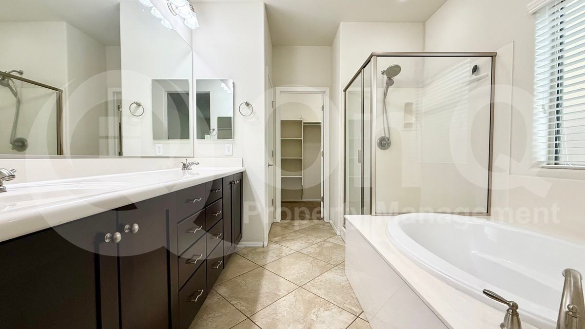 10741 W Yearling Rd - Photo 6 of 28