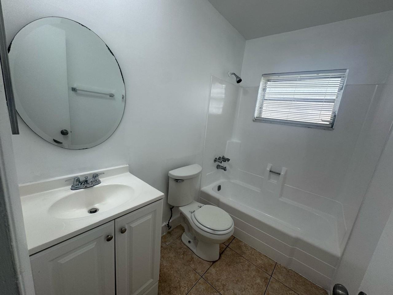 1480 Nwct #2 - Photo 4 of 12