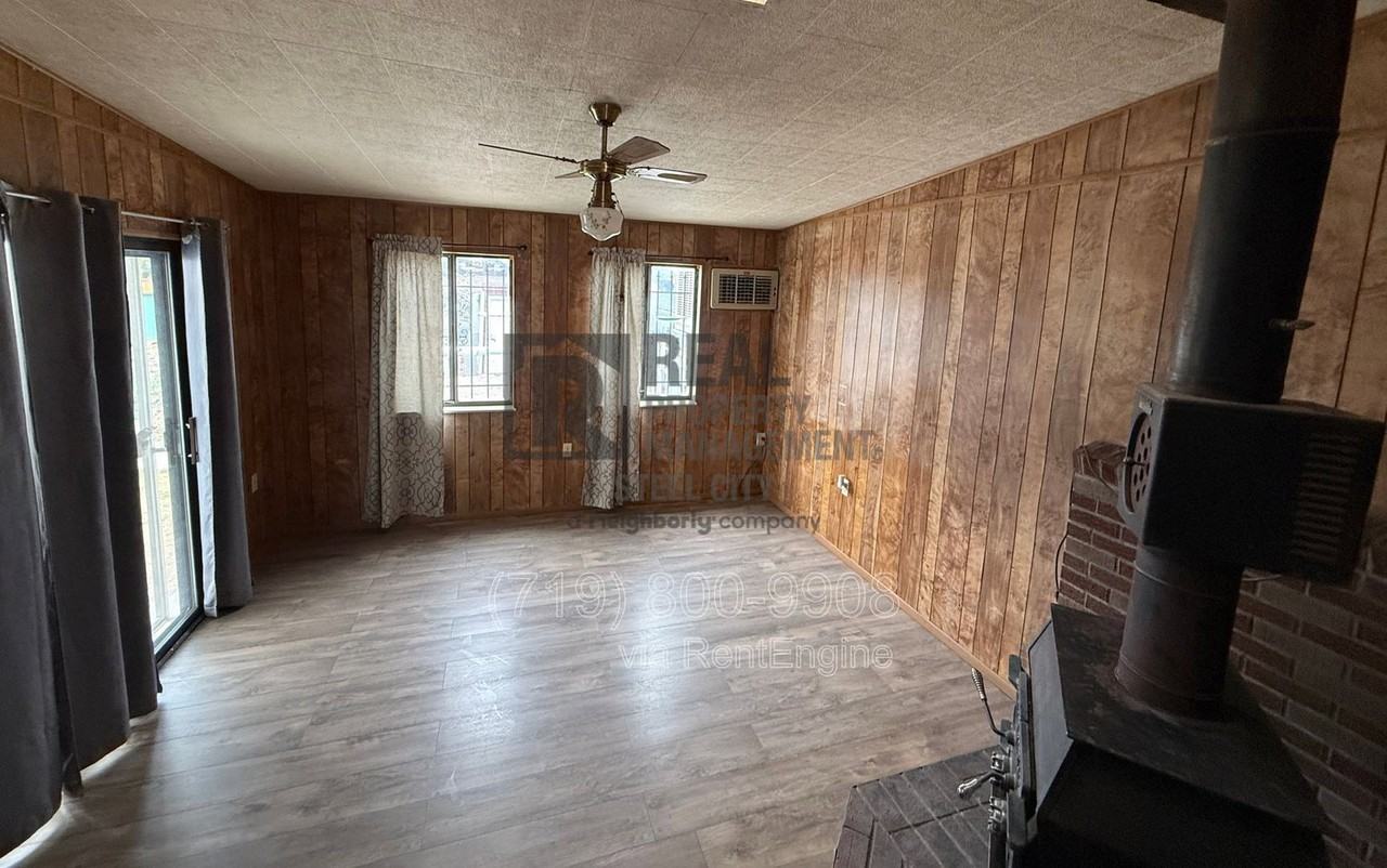 1222 E 3rd St - Photo 7 of 22