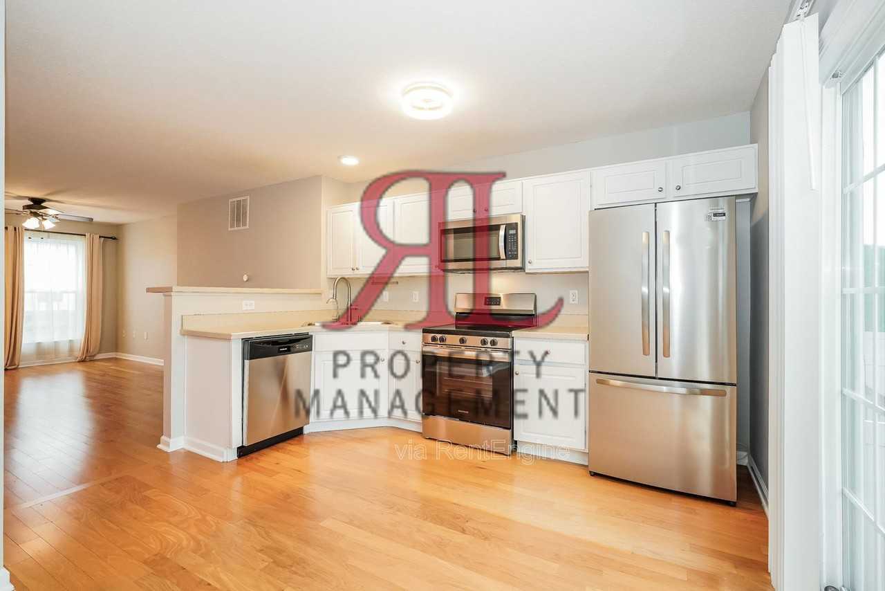 5807 Bridgehampton Dr - Photo 6 of 18