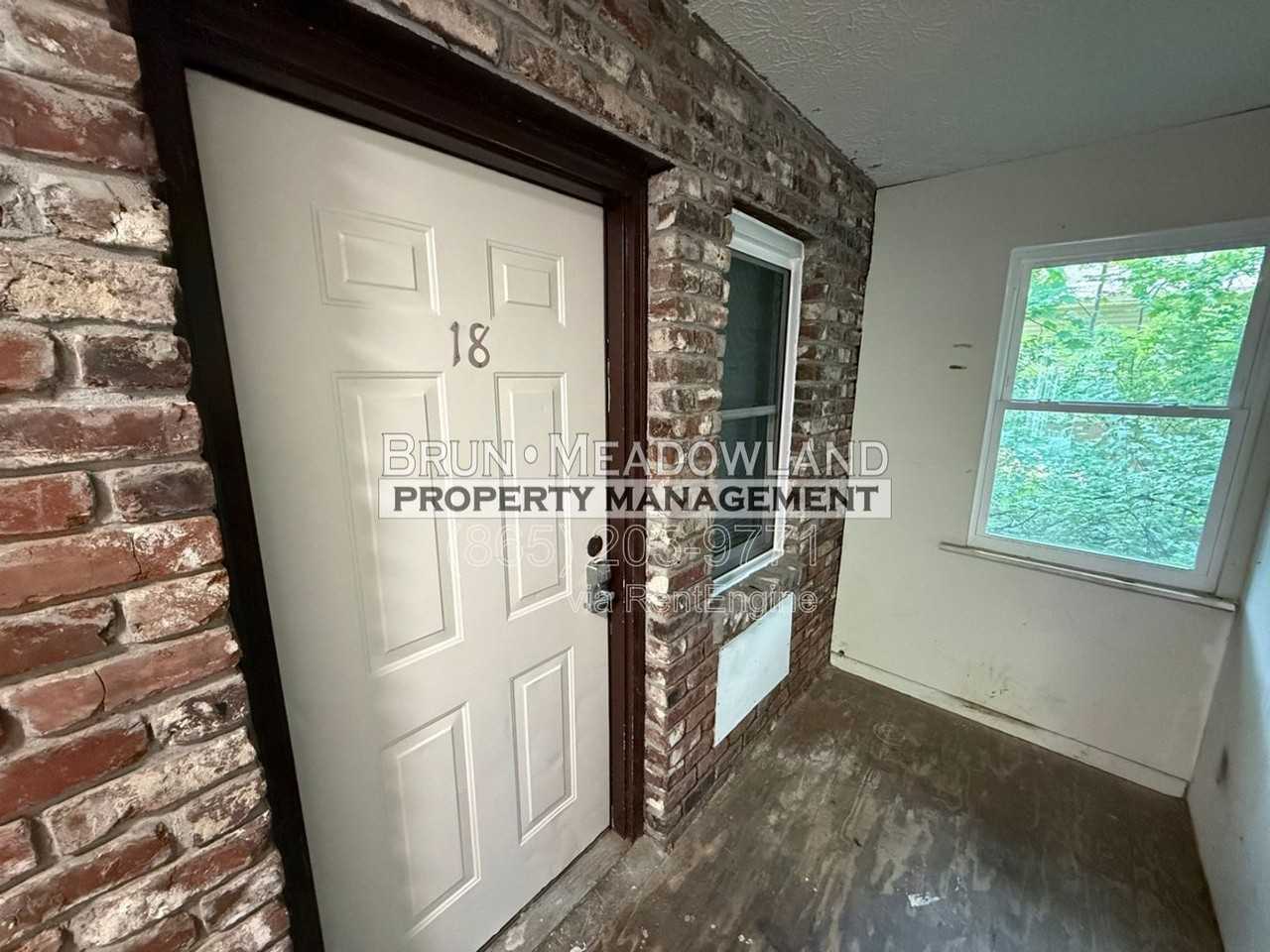 5525 Jacksboro Pike #18