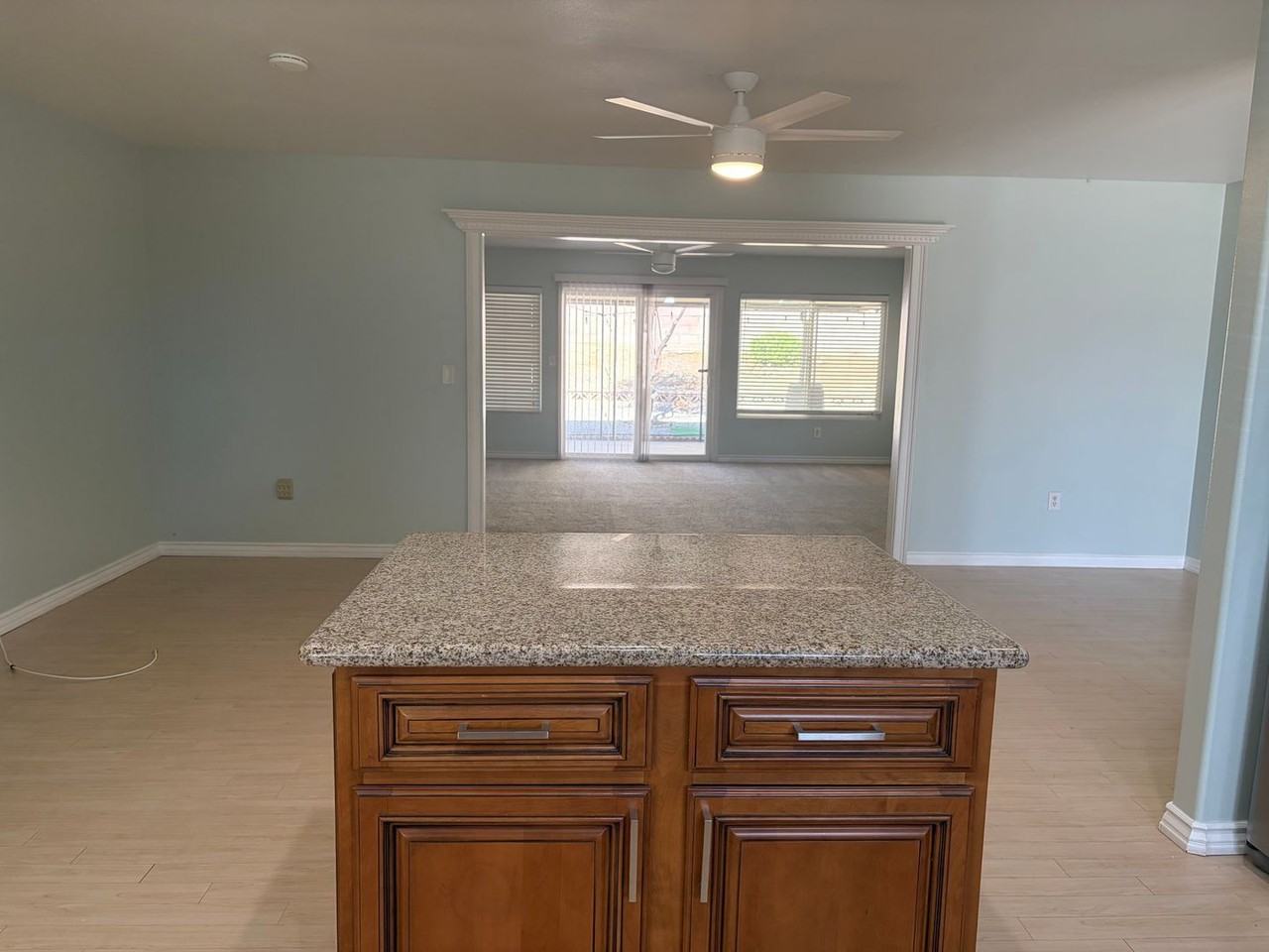 28033 Radford Dr - Photo 6 of 30