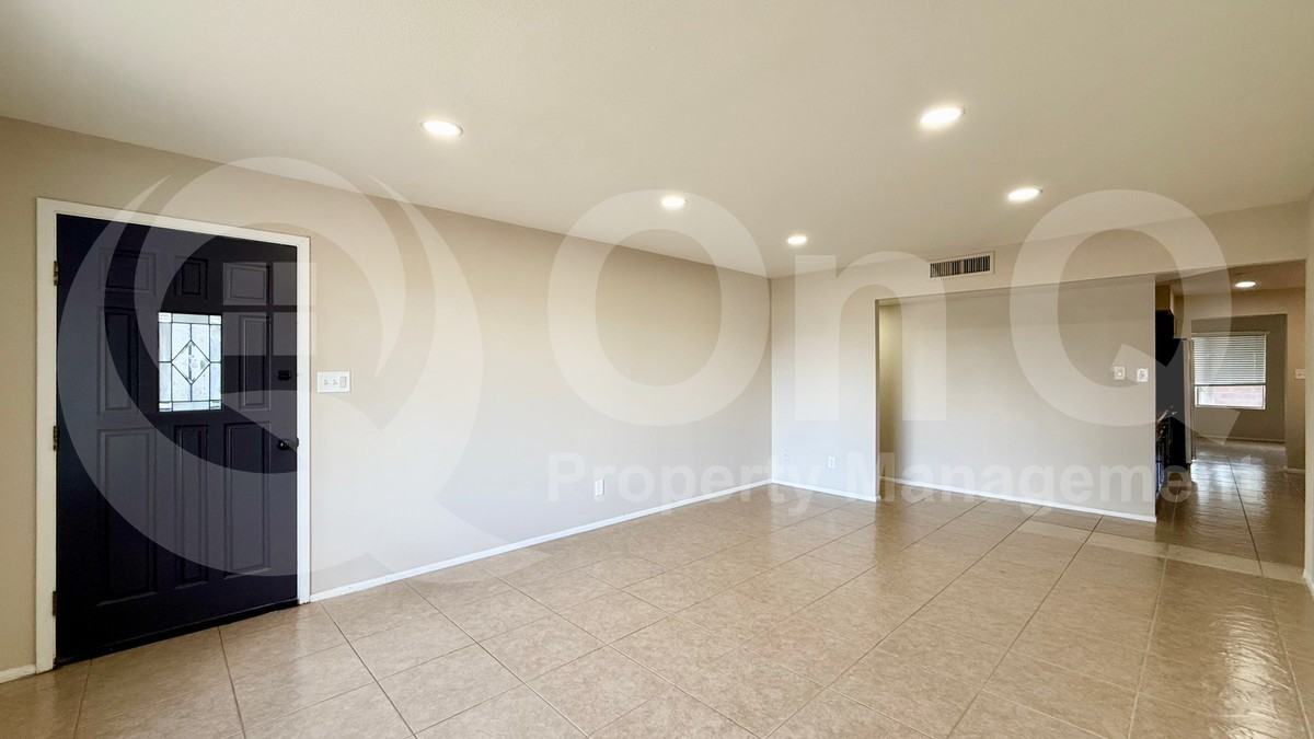 1275 E Loma Vista Dr - Photo 7 of 26