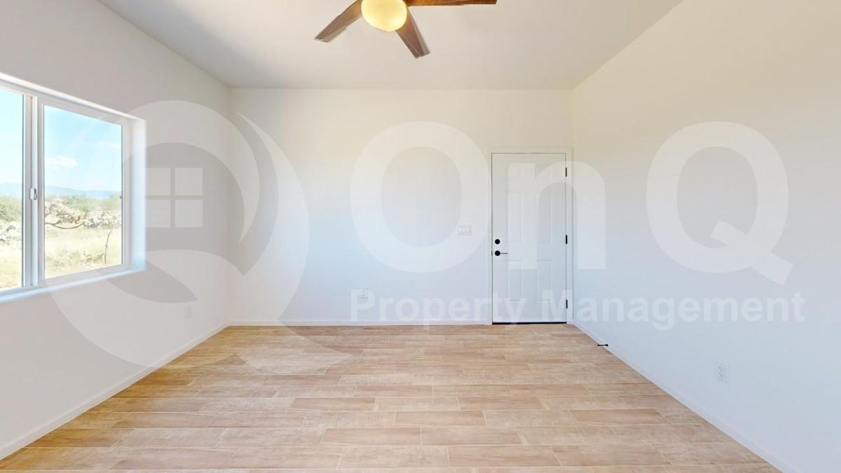 80 W James L Sullivan St #2 - Photo 4 of 16