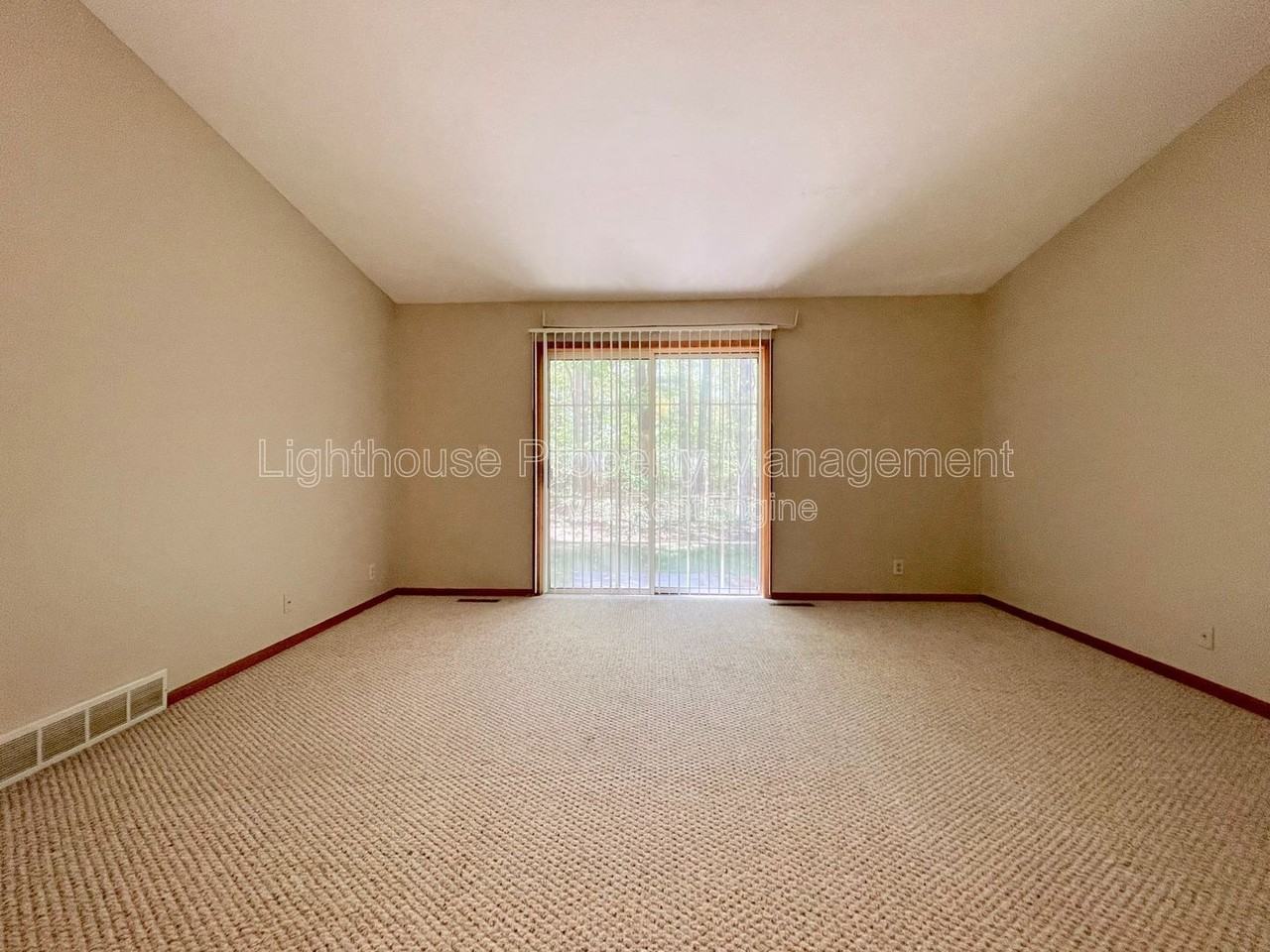 16548 Taft Rd - Photo 5 of 14