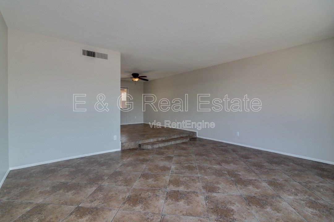 137 E Riviera Dr - Photo 4 of 29