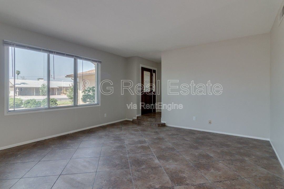 137 E Riviera Dr - Photo 6 of 29