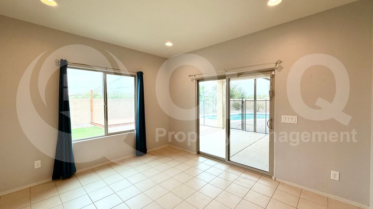27878 N 175th Dr - Photo 4 of 30