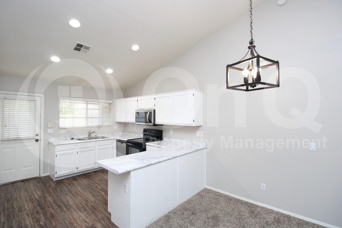 860 N Mcqueen Rd #1026 - Photo 4 of 19