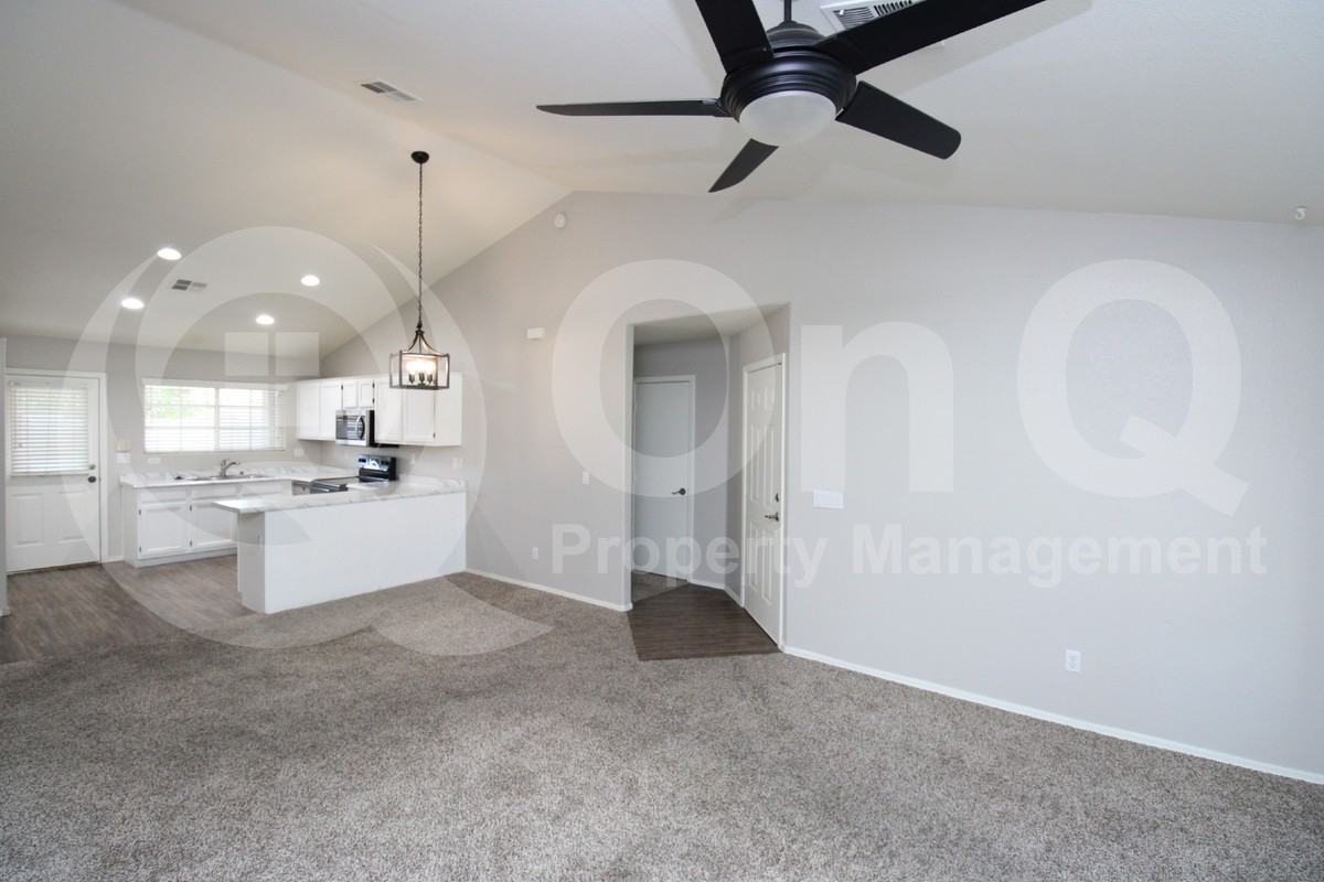860 N Mcqueen Rd #1026 - Photo 5 of 19