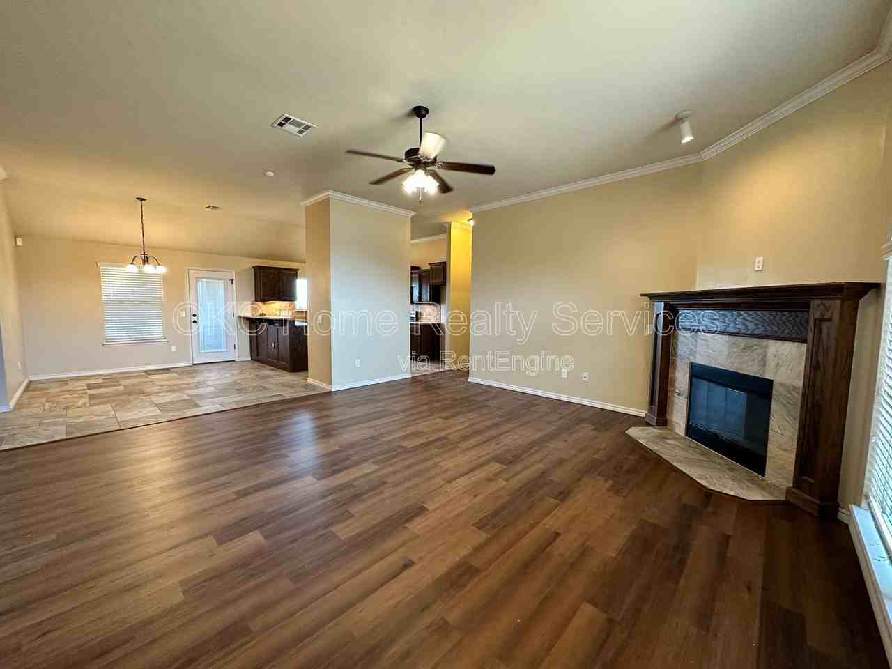19609 Vista Ave - Photo 3 of 28