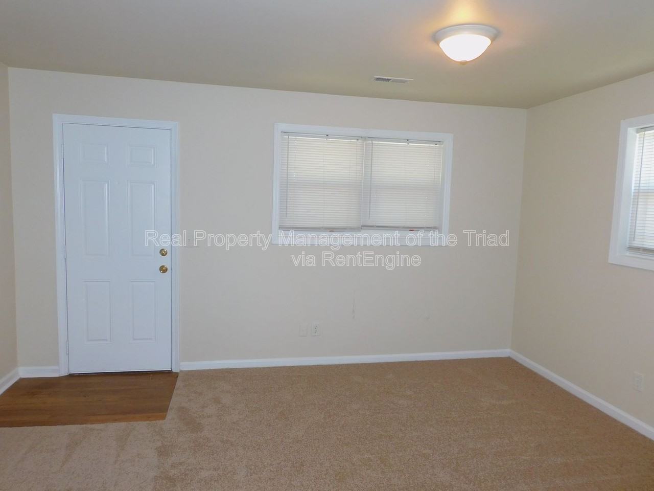 2118 Everitt St #K - Photo 2 of 18