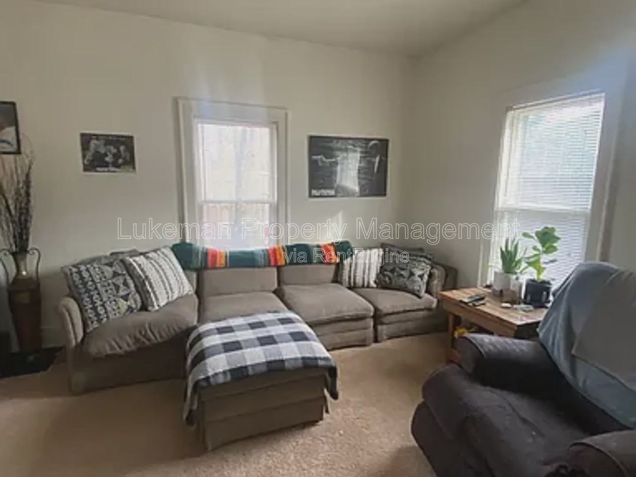 839 Davis St - Photo 7 of 8