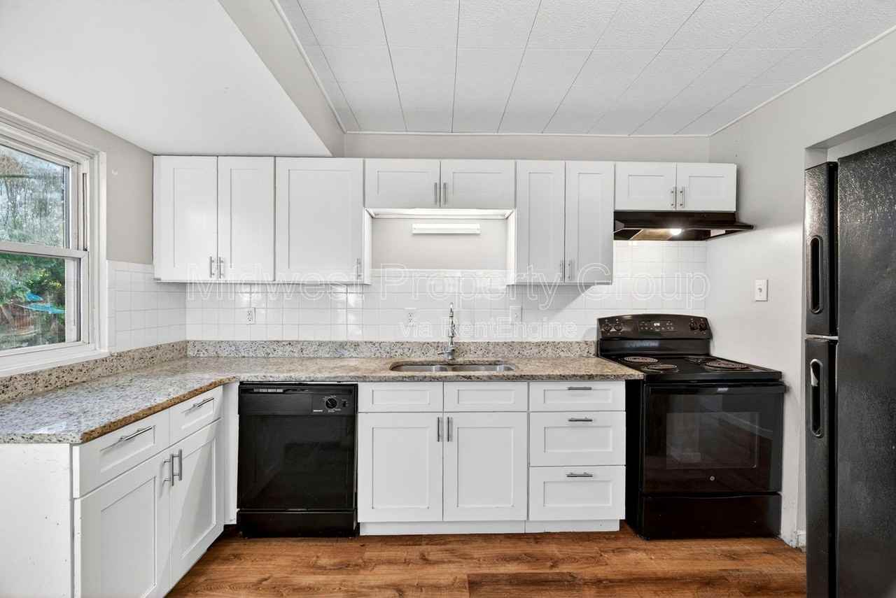 710 Tyson Dr - Photo 6 of 31