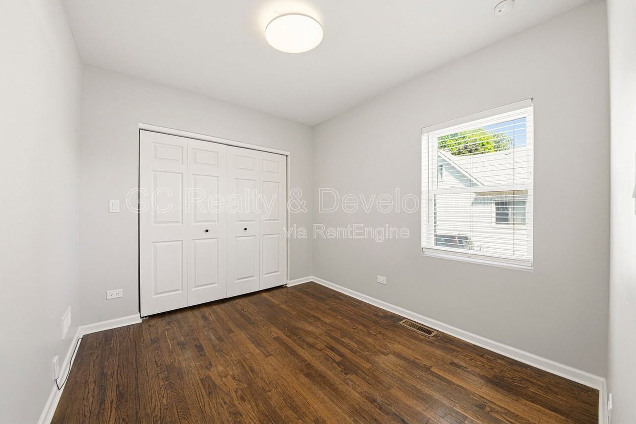 2036 S 1st Ave - Photo 6 of 19