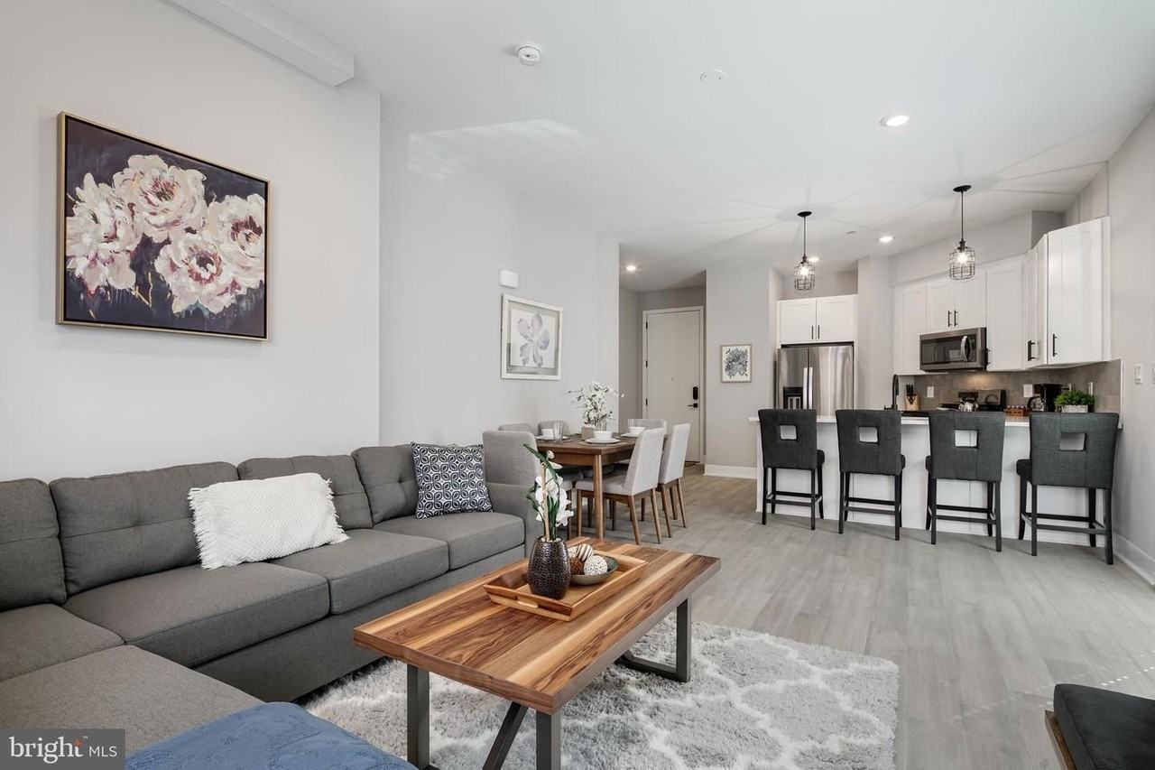 2537 Grays Ferry Ave #A - Photo 5 of 18