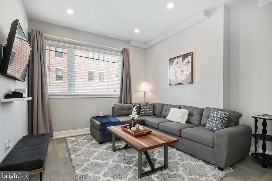 2537 Grays Ferry Ave #A - Photo 6 of 18
