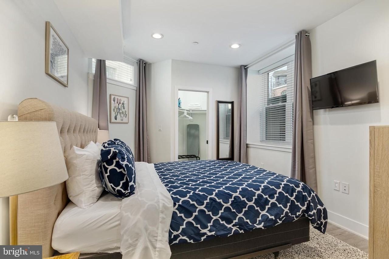 2537 Grays Ferry Ave #A - Photo 7 of 18