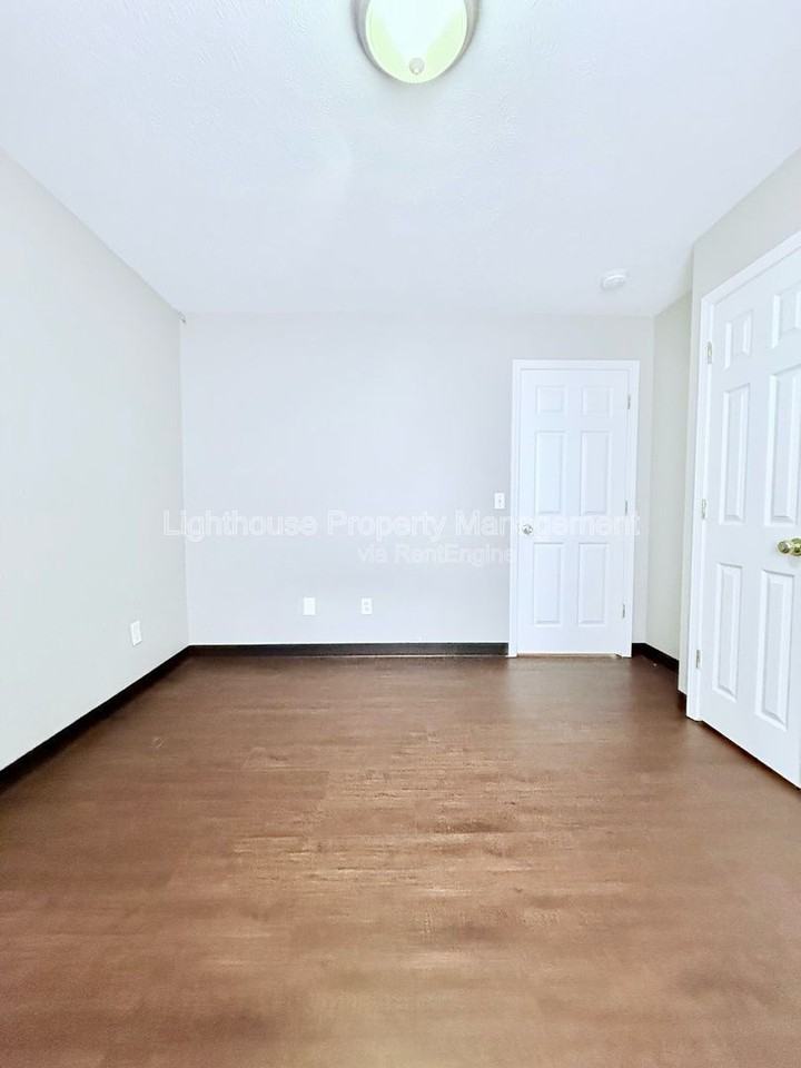 8497 Douglas Ave #1 - Photo 6 of 13