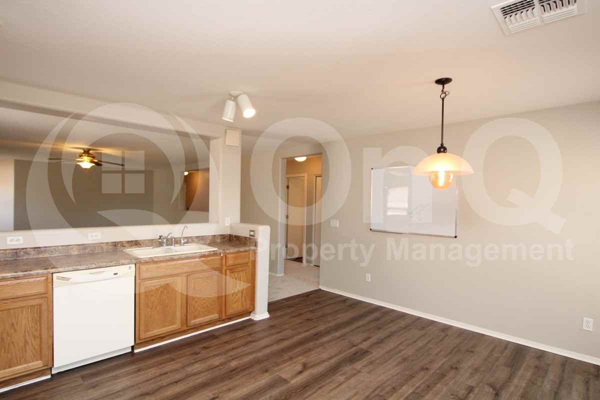 1286 W Roosevelt Ave - Photo 3 of 16
