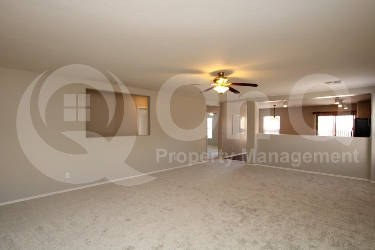 1286 W Roosevelt Ave - Photo 4 of 16