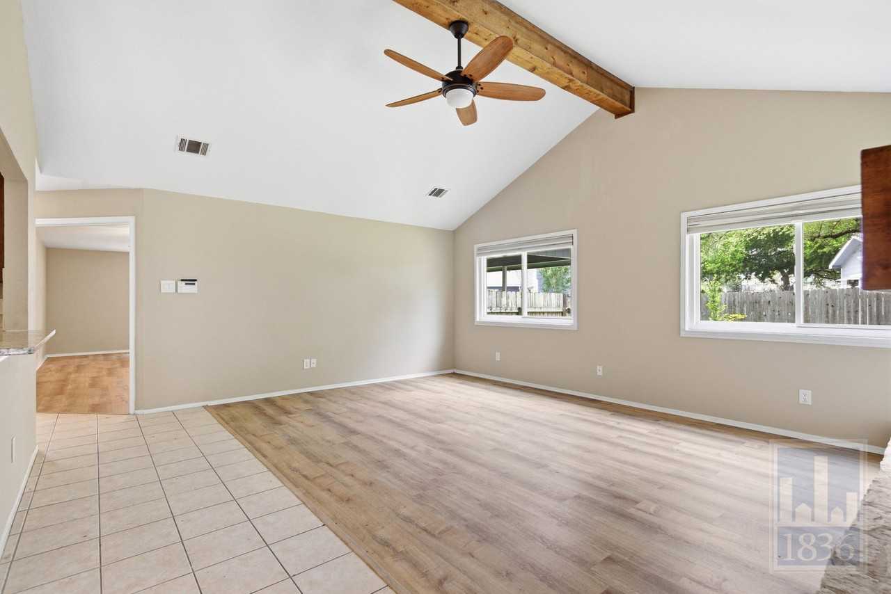 2616 Chowan Cv - Photo 4 of 50