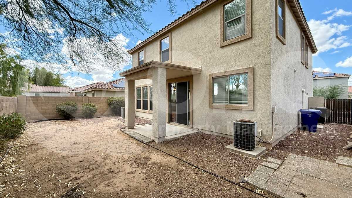 16903 W Marconi Ave - Photo 3 of 47