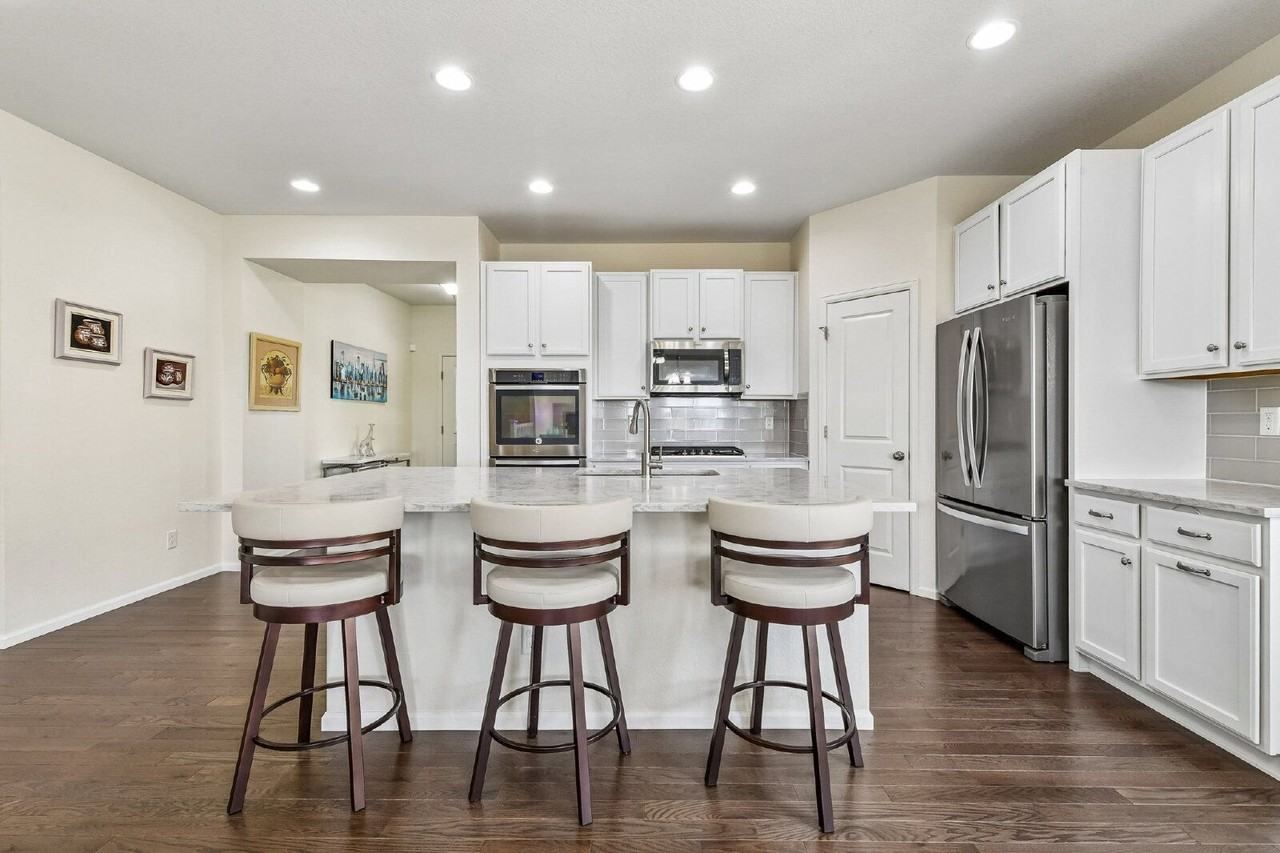 7956 S Grand Baker Way - Photo 4 of 28