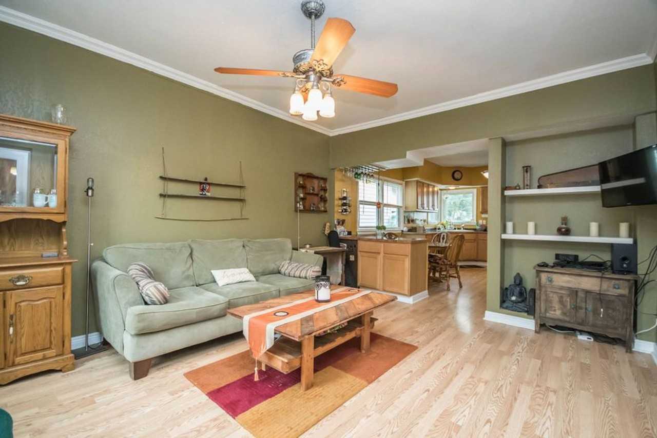 627 E Potter Ave - Photo 4 of 31