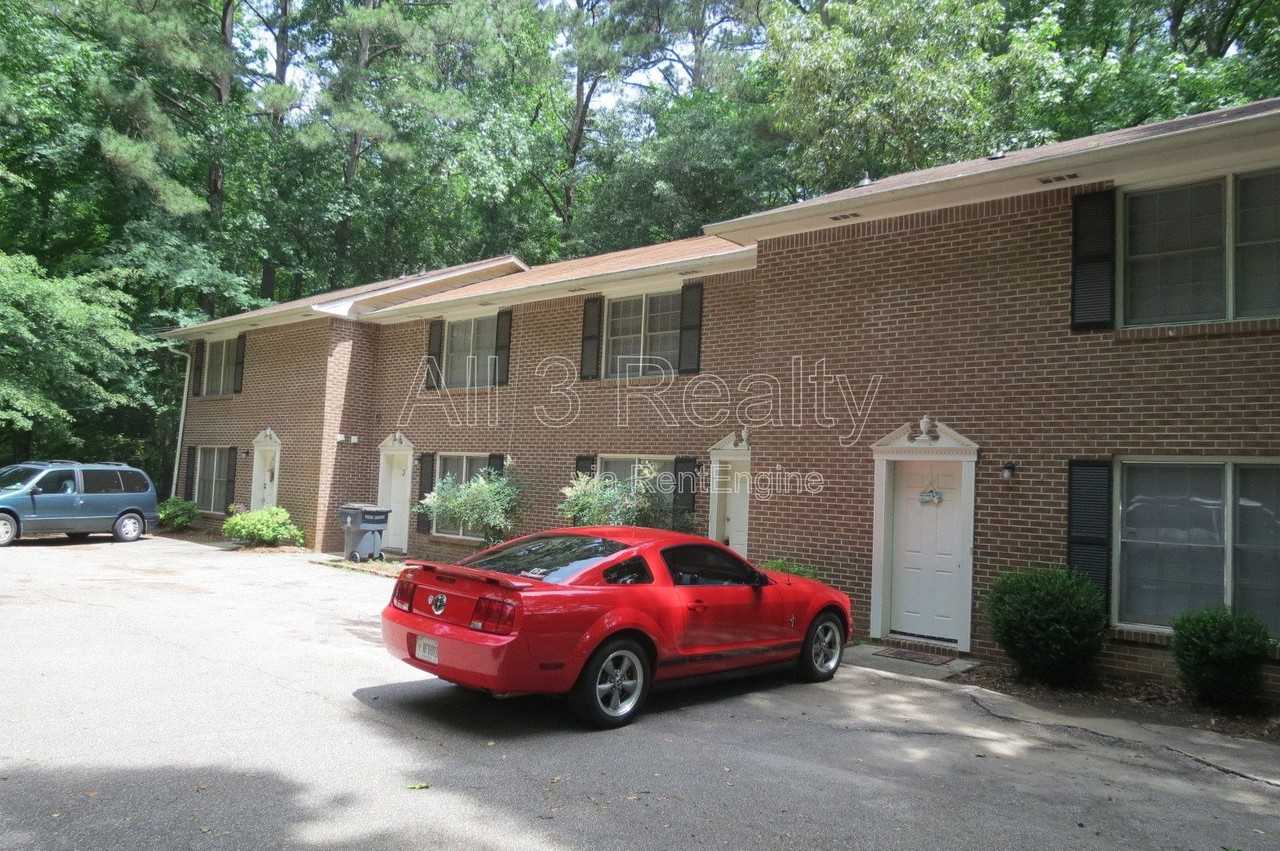 310 S Jeff Davis Dr #3 - Photo 2 of 18