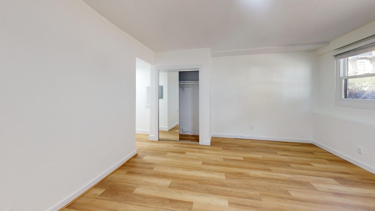 1900 Washington Street - Photo 4 of 12