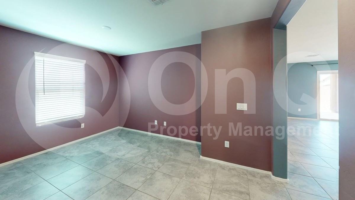 8042 S Golden Bell Dr - Photo 7 of 22