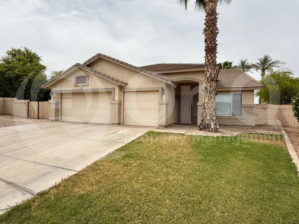 1139 E Morgan Ct