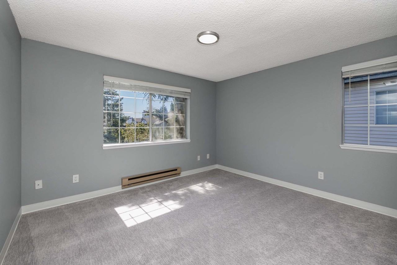 Garden Pointe - Photo 6 of 27