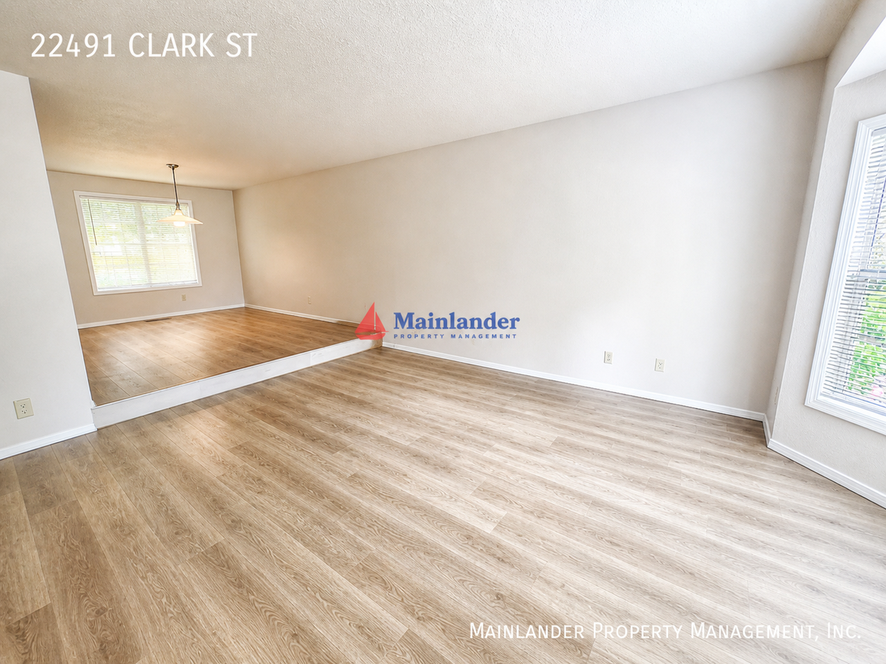 22491 Clark St - Photo 3 of 31