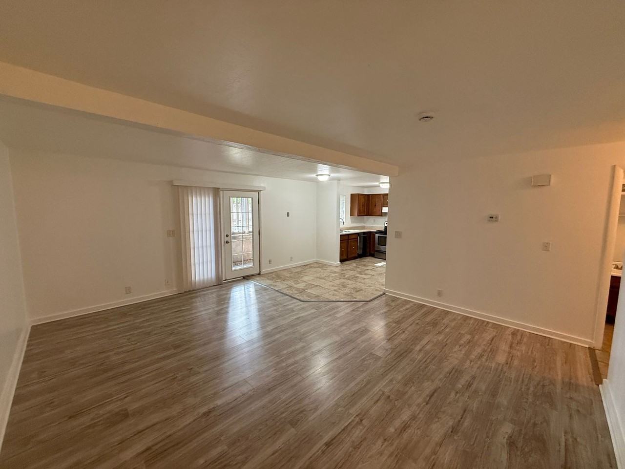 3372 S 200 E - Photo 4 of 11