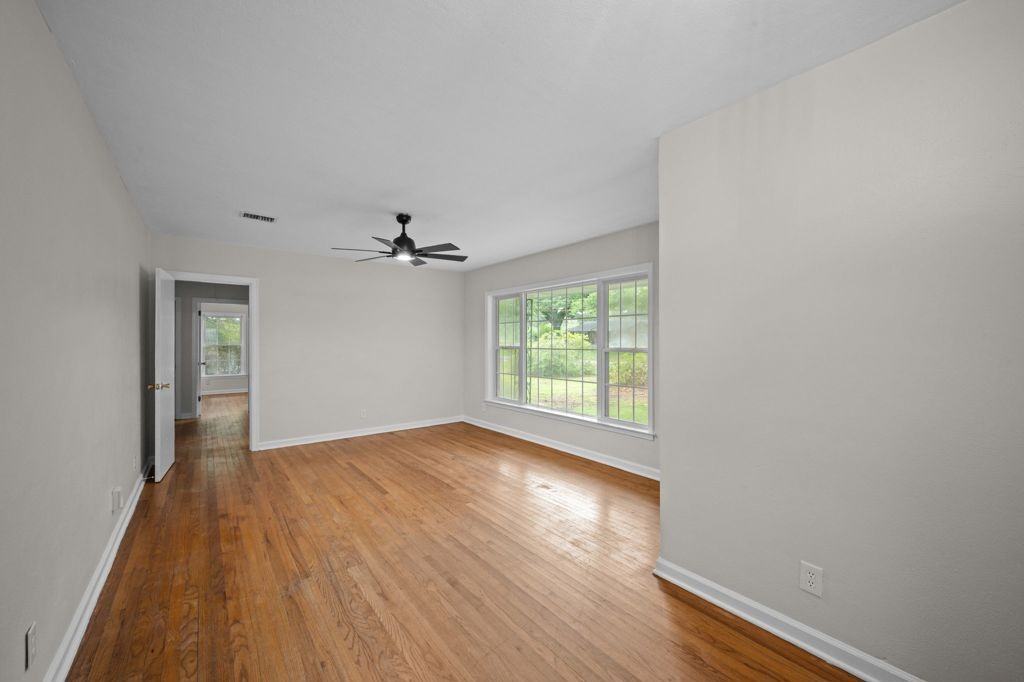 4273 Vega Dr - Photo 6 of 20