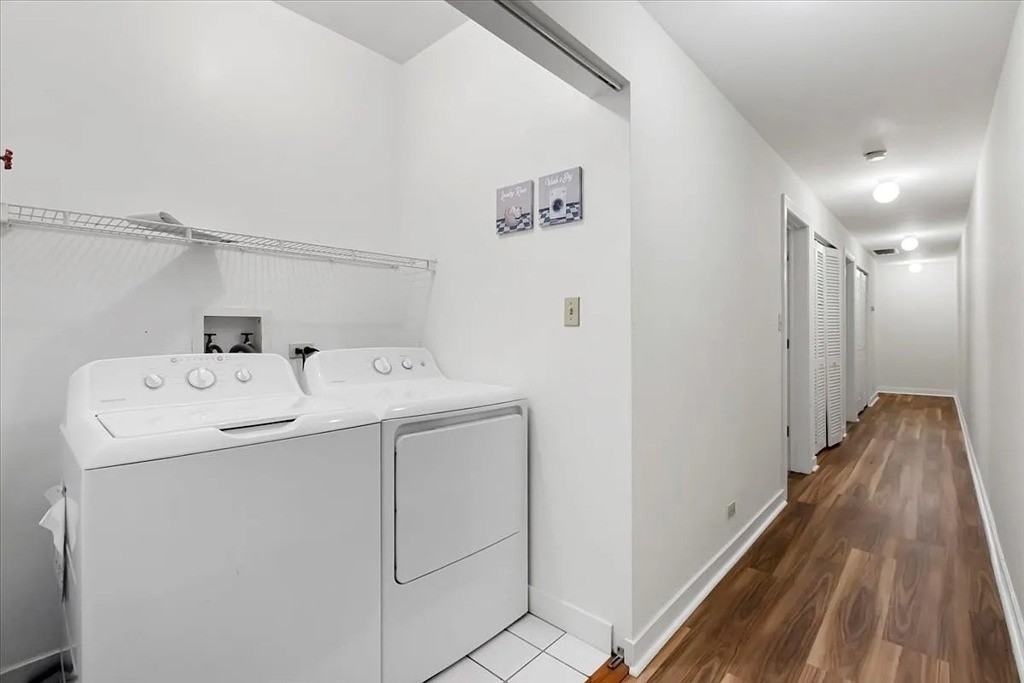 3504 N Sheffield Ave - Photo 7 of 8