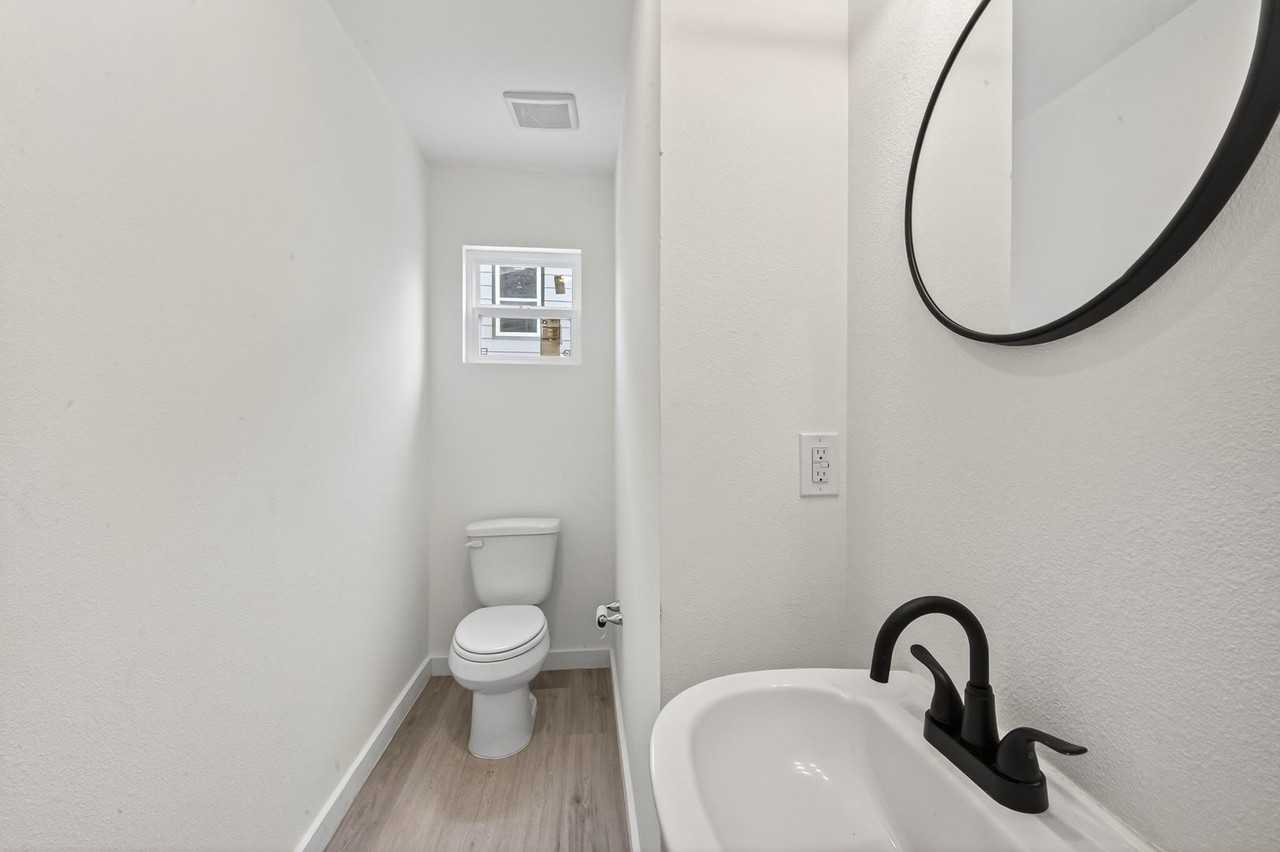 9007 Hilda St - Photo 7 of 22