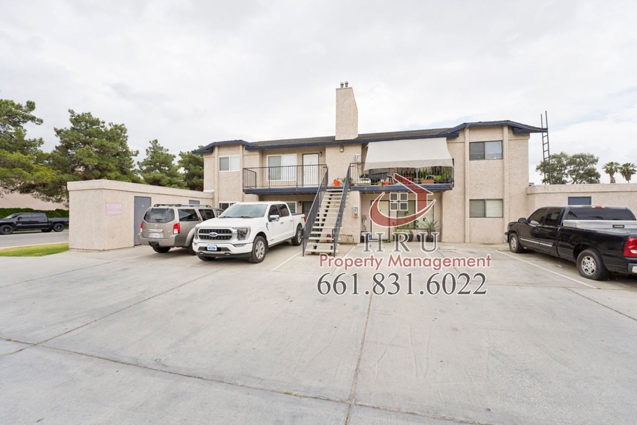 6401 Castleford St - Photo 7 of 17