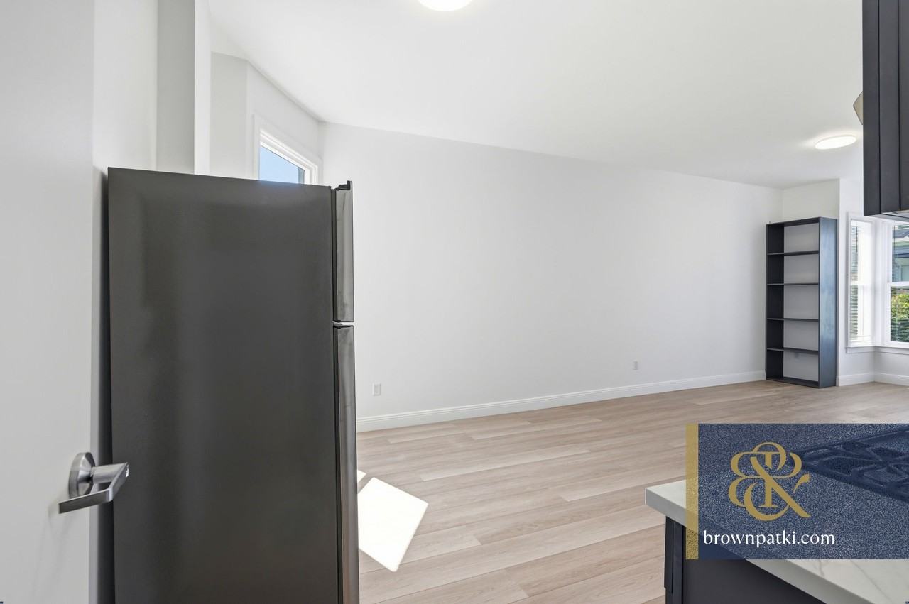 1107 Page St #A - Photo 6 of 19