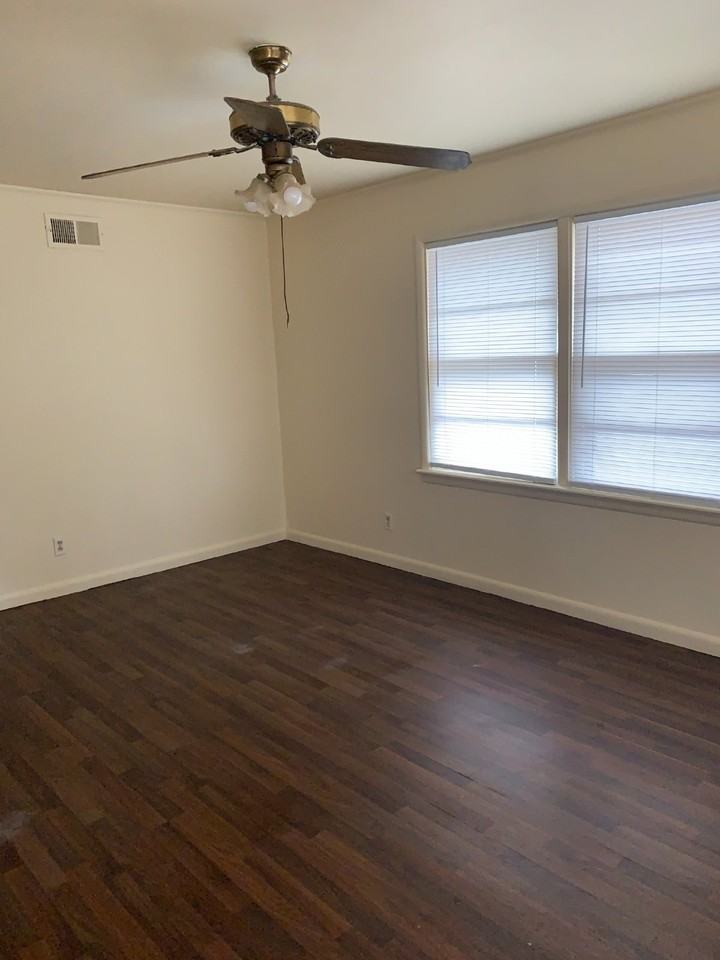 1209 W Matthews Ave - Photo 4 of 16