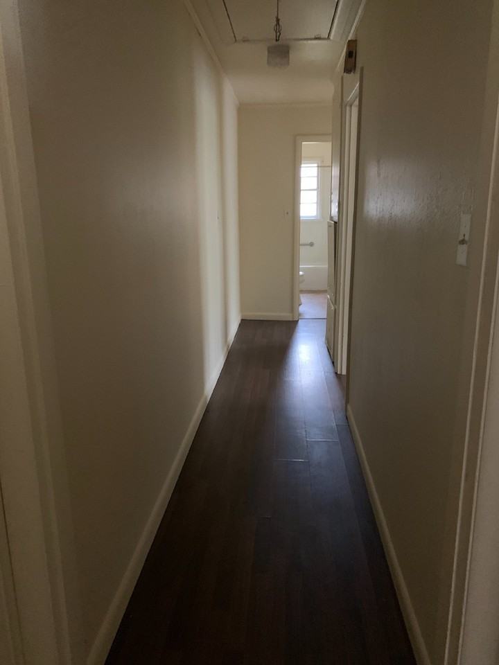 1209 W Matthews Ave - Photo 7 of 16
